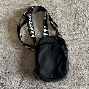 Lululemon The Rest is written crossbody bag